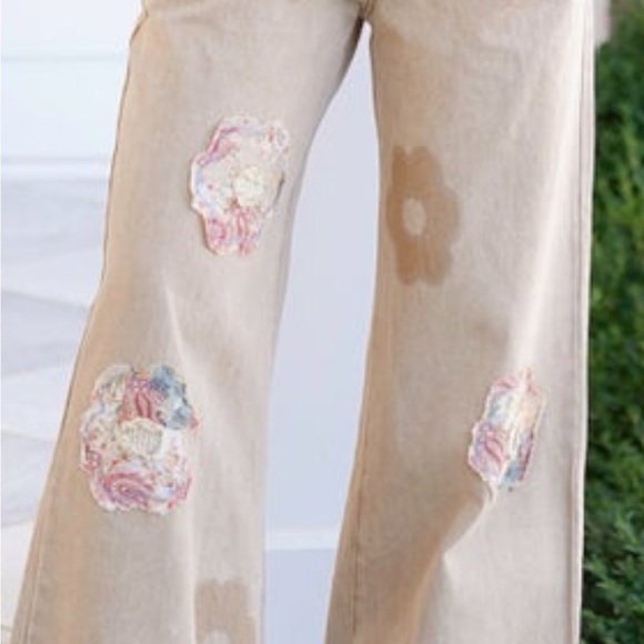 POL Beige Floral Patchwork Wide Leg Pants - Picture 3 of 4